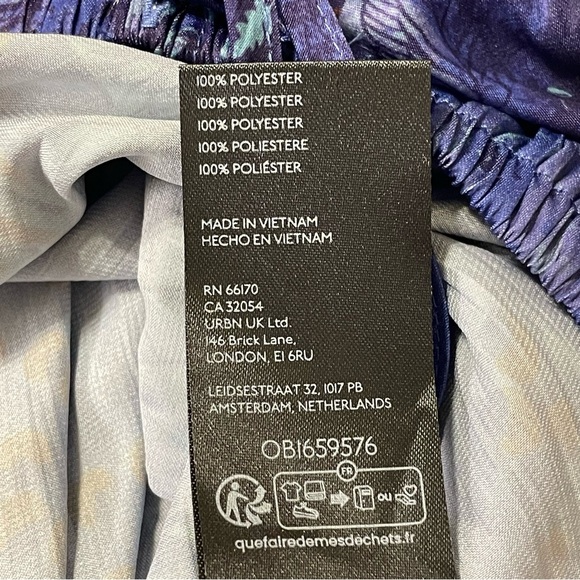 ANTHROPOLOGIE NWOT Long Sleeve Shine Cropped Blouse in Blue Motif - Picture 8 of 9